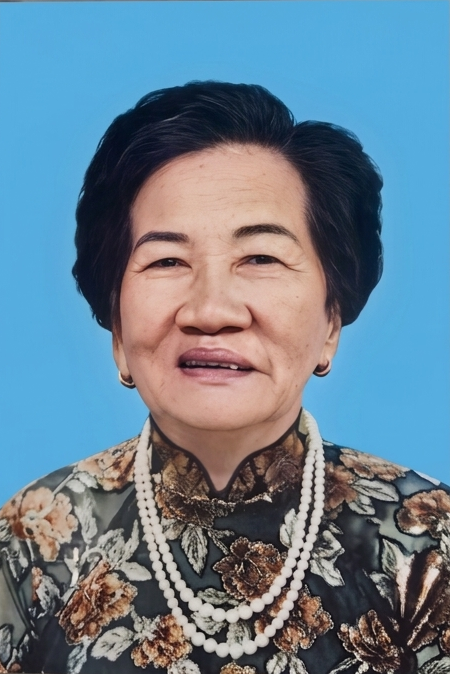 TRẦN THỊ TRỊNH