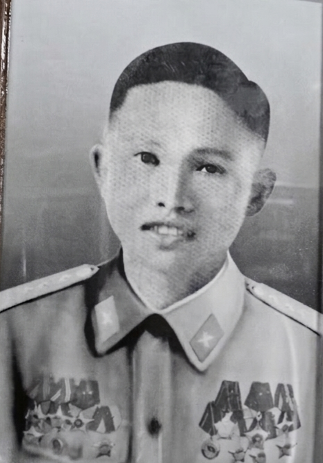 TRẦN DUY UYNH
